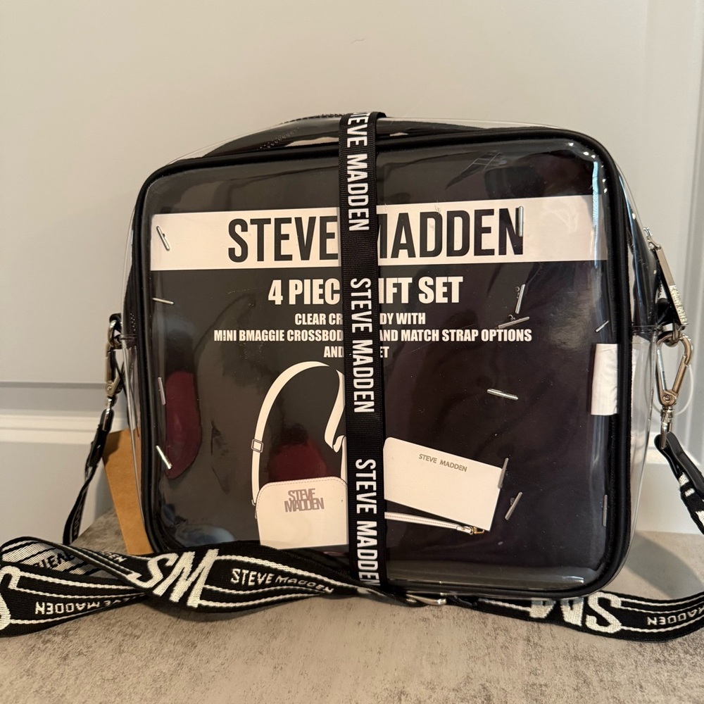 Steven Madden 4 Piece Set